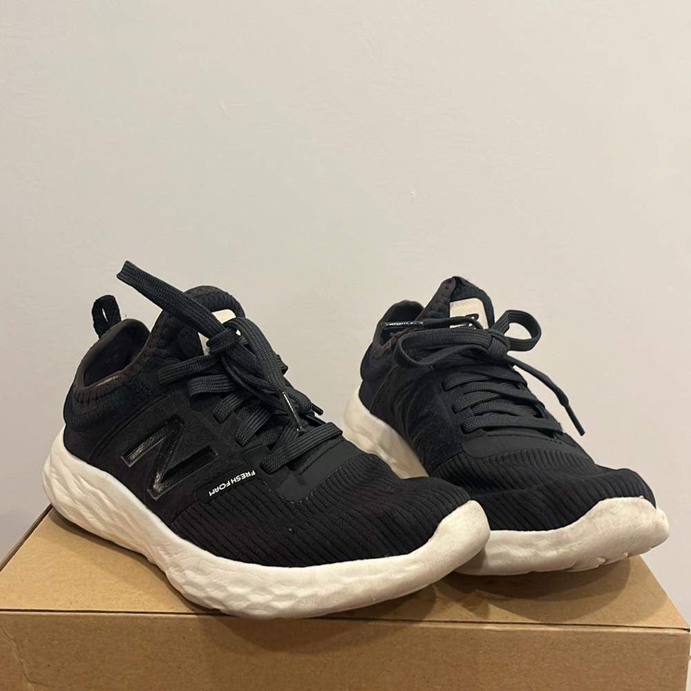 Black New Balance Sneakers size 6